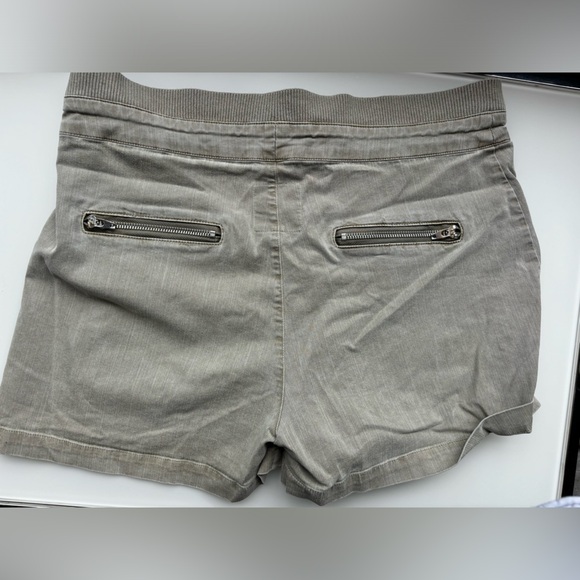 Men's Gray Casual Pants - Picture 3 of 3